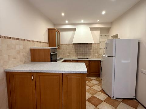 квартира за адресою Кирилівська вул. (Фрунзе), 14/18