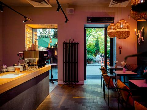 комерційна за адресою Саксаганського вул., 53/80