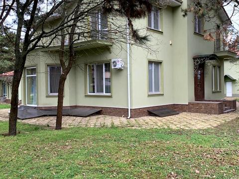 будинок за адресою с. Фонтанка, Горіхова вул., 4
