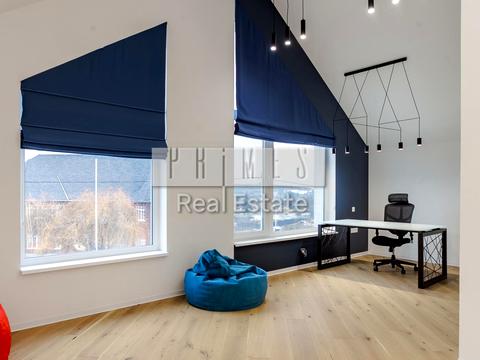 будинок за адресою Вишнева вул.