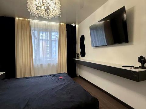 квартира за адресою Андрія Мельника вул., 10