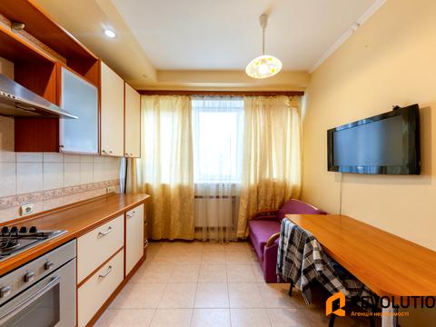 квартира за адресою Грушевського вул., 15