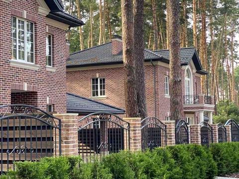 будинок за адресою Отамана Орлика вул.