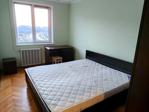 квартира за адресою Віктора Чукаріна вул., 26