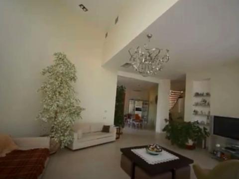 будинок за адресою Дачна вул., 8а