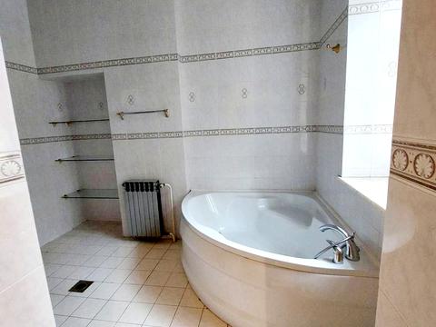 коммерческая по адресу Французский бульв., 11