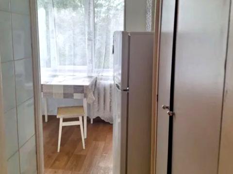 квартира за адресою Салютна вул., 25
