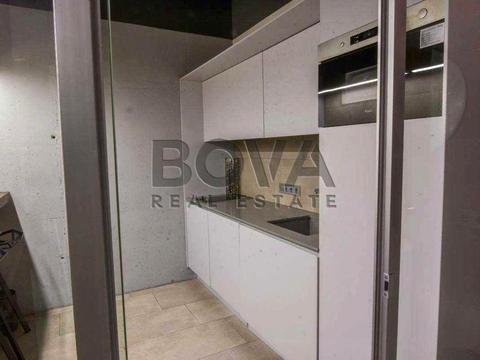 комерційна за адресою Кловський узвіз, 7a