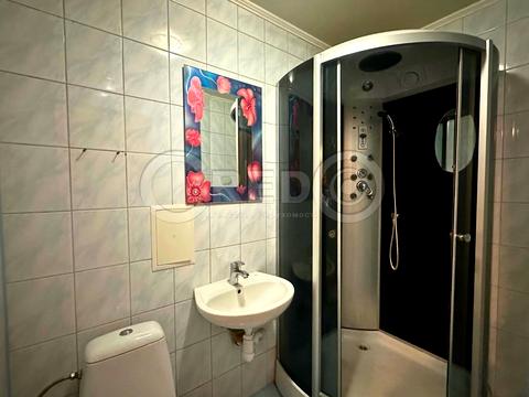 квартира за адресою Кривий Ріг, Григорія Синиці вул. (Свєтлова), 1