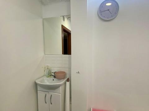 коммерческая по адресу Івана Франка, 109