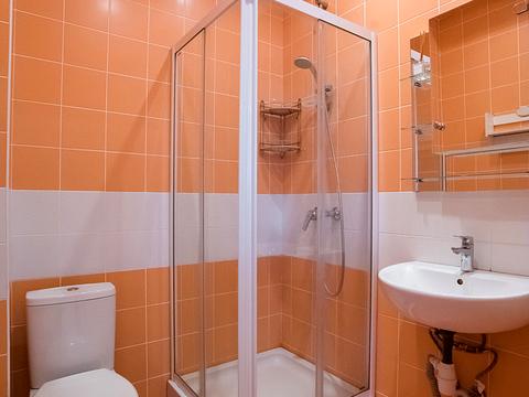 будинок за адресою Євгена Патона, 3