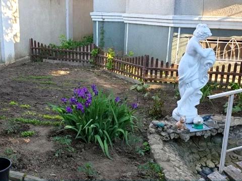 будинок за адресою Торгова вул., 12