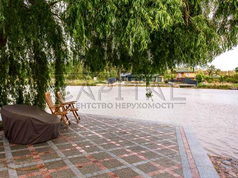 дом по адресу Нові Безрадичі