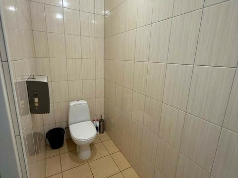 комерційна за адресою Архітектора Дольніка вул. (Шаумяна), 8-А