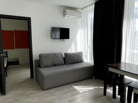 квартира за адресою Салютна вул., 2к4