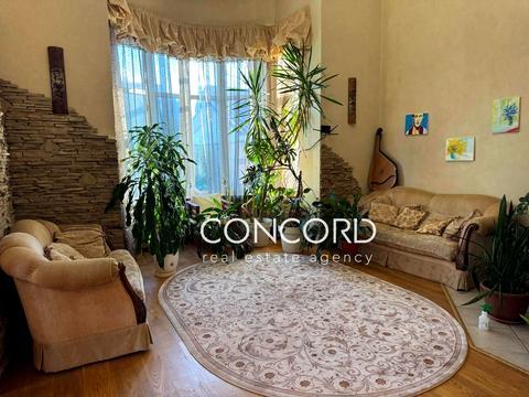 будинок за адресою с. Нові Петрівці, Монастирська вул., 13