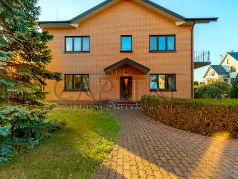 будинок за адресою Виноградна, 1