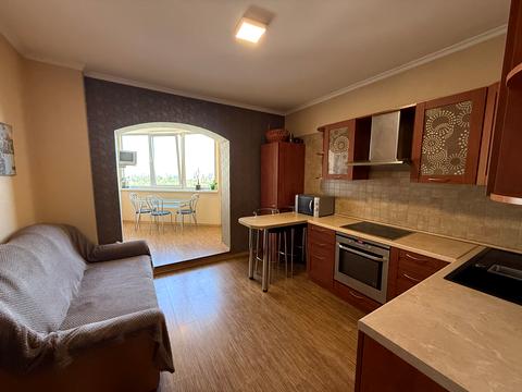 квартира за адресою Драгоманова вул., 1-К