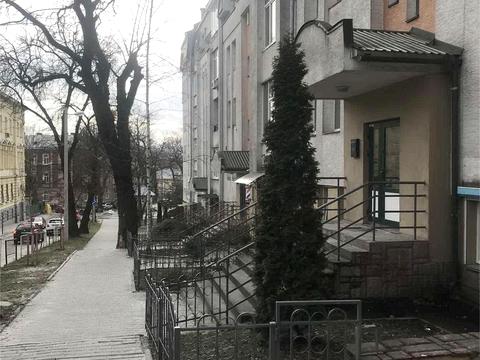 коммерческая по адресу Владимира Короленко ул., 2
