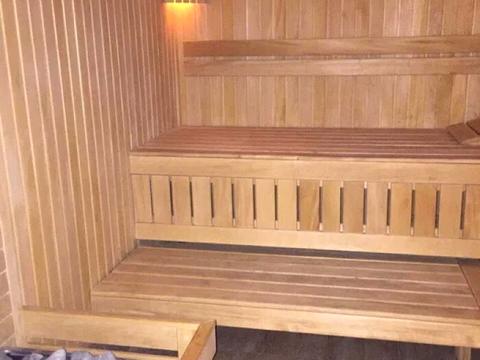 будинок за адресою Центральна вул.