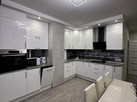 квартира по адресу Практичная ул., 8