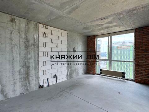 квартира за адресою Причальна вул., 8