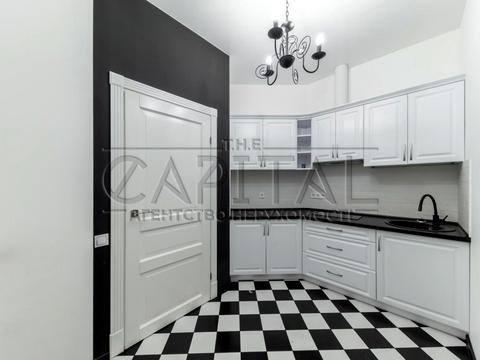 комерційна за адресою Кловський узвіз (Кловський), 7