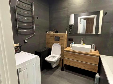 квартира за адресою Драгоманова вул., 6