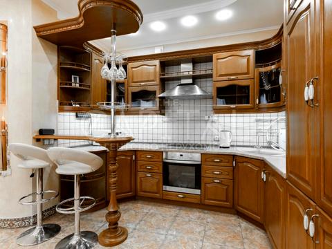 квартира за адресою Єжи Ґедройця вул. (Тверська), 2