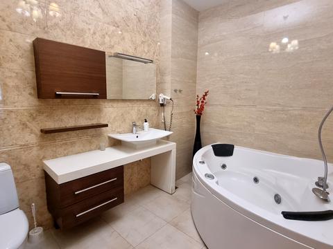 квартира за адресою Заньковецької вул., 4
