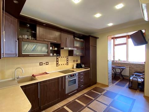 квартира за адресою Анни Ахматової вул., 35-А
