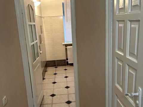 комерційна за адресою Академіка Філатова вул., 26