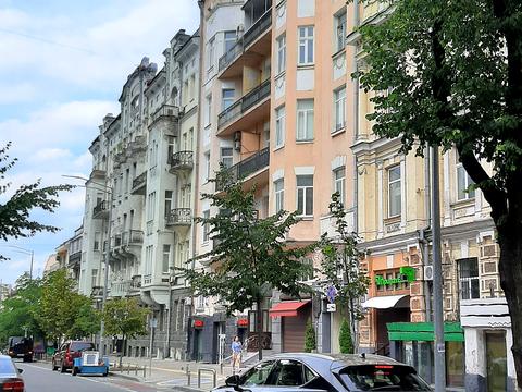 коммерческая по адресу Евгения Чикаленко ул. (Пушкінська), 23б