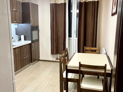 квартира за адресою Феодосійська вул., 3-В
