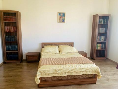 будинок за адресою Нова