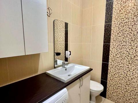 квартира за адресою Богдана Хмельницького вул., 1-В