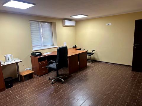 комерційна за адресою На Нивах вул., 13