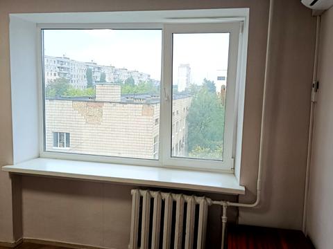 квартира за адресою Ореста Левицького вул. (Академіка Курчатова), 11