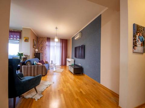 квартира за адресою Ромашкова вул., 10а