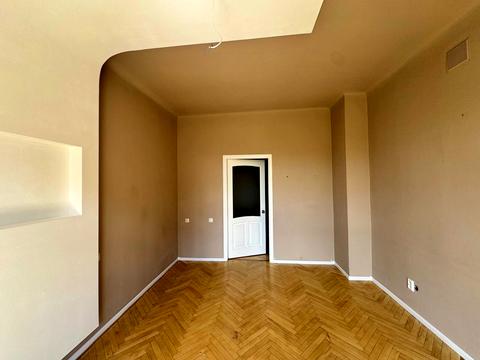 квартира за адресою Академіка Володимира Гнатюка вул. (), 3