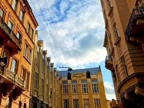 квартира за адресою Остапа Нижанківського вул., 3