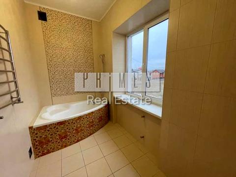 будинок за адресою Вереснева