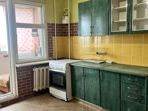 квартира за адресою Князя Володимира Великого просп., 105
