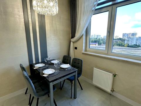 квартира за адресою Краснова вул., 1-А