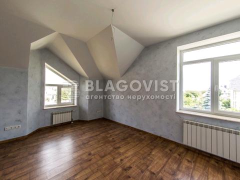 будинок за адресою Каштанова вул., 8