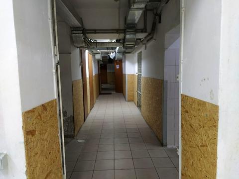 комерційна за адресою Лесі Українки вул., 14