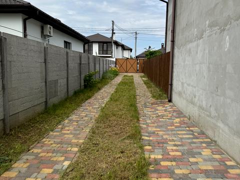 будинок за адресою Басейна