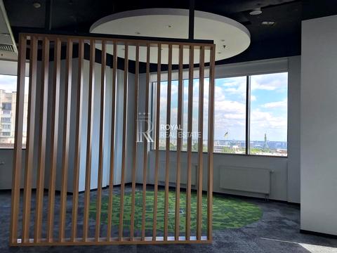 коммерческая по адресу Князей Острожских ул. (Московська), 32