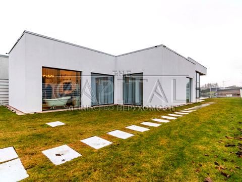 будинок за адресою Виноградна вул., 1