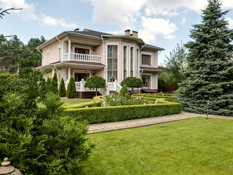 будинок за адресою с. Нещерів, Пархоменко